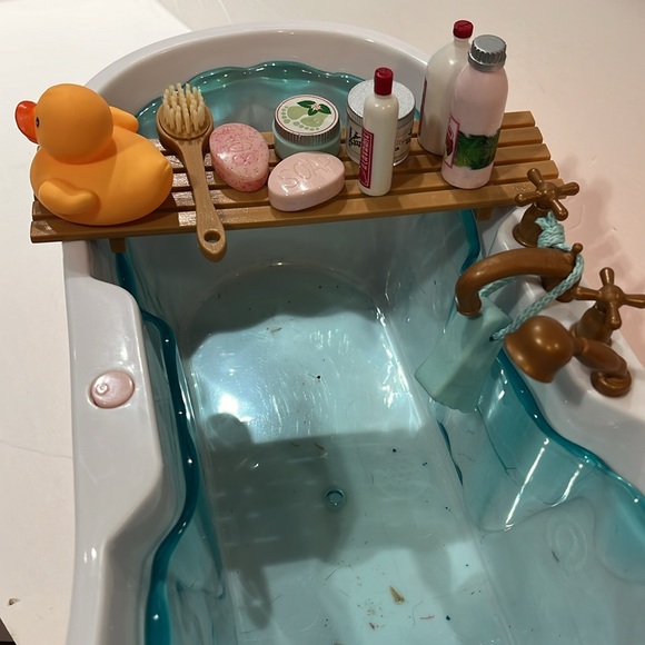 Our Generation doll tub set.  Includes all pieces shown- makes water noise. - Picture 4 of 7